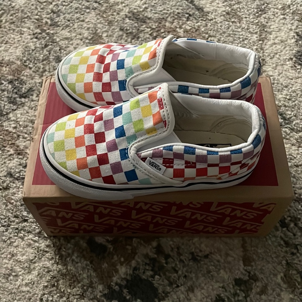 Classic Slip-On Checkerboard Rainbow Vans